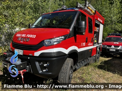 Iveco Daily MUV 4x4 VI serie
Vigili del Fuoco
Comando Provinciale di Parma
Distaccamento Volontario di Borgo Val di Taro
Polisoccorso allestimento Fortini
Fornitura Regione Emilia-Romagna
VF 32215
Parole chiave: Iveco Daily_MUV_4x4_VIserie VF32215