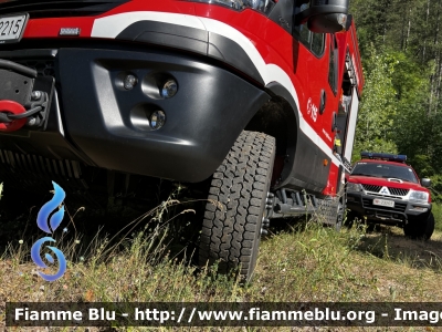 Iveco Daily MUV 4x4 VI serie
Vigili del Fuoco
Comando Provinciale di Parma
Distaccamento Volontario di Borgo Val di Taro
Polisoccorso allestimento Fortini
Fornitura Regione Emilia-Romagna
VF 32215
Parole chiave: Iveco Daily_MUV_4x4_VIserie VF32215