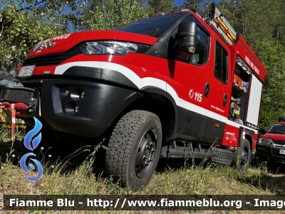 Iveco Daily MUV 4x4 VI serie
Vigili del Fuoco
Comando Provinciale di Parma
Distaccamento Volontario di Borgo Val di Taro
Polisoccorso allestimento Fortini
Fornitura Regione Emilia-Romagna
VF 32215
