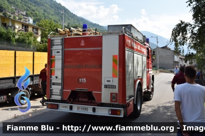 Iveco 180-24
Vigili del Fuoco
Comando Provinciale di Sondrio
Distaccamento Volontario di Tresivio
Allestimento Baribbi
VF 15583
Parole chiave: Iveco 180-24 VF15583