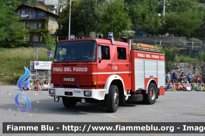 Iveco 180-24
Vigili del Fuoco
Comando Provinciale di Sondrio
Distaccamento Volontario di Tresivio
Allestimento Baribbi
VF 15583
Parole chiave: Iveco 180-24 VF15583