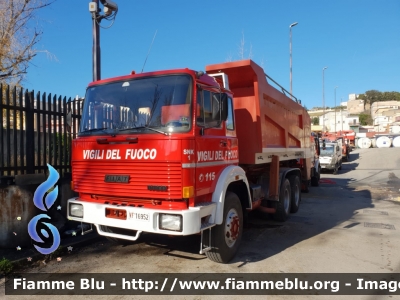 Iveco 330-30
Vigili del Fuoco
Comando Provinciale di Napoli
VF 16952
Parole chiave: Iveco 330-30 VF16952