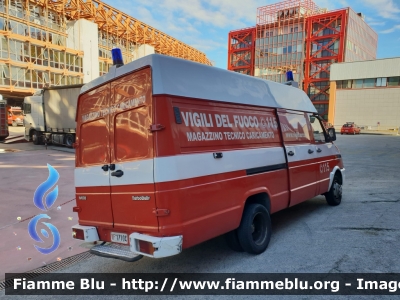  Iveco Daily II serie

Vigili del Fuoco
Comando Provinciale di Napoli
Magazzino Tecnico Caricamento
VF 17104 
Parole chiave:  Iveco Daily_IIserie VF17104