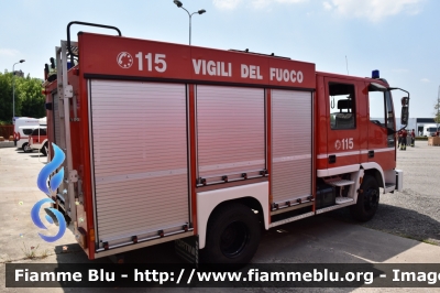 Iveco CityEuroFire 100E21 I serie
 Vigili del Fuoco
Comando Provinciale di Lodi
AutoPompaSerbatoio allestimento Iveco-Magirus
Ricondizionato Divitec
VF 19830
Parole chiave: Iveco CityEuroFire_100E21_Iserie VF19830