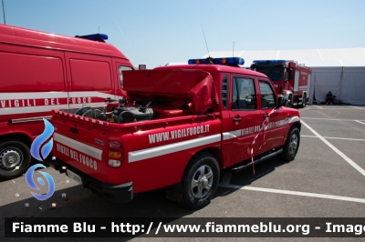 Mahindra Goa Pick-Up
Vigili del Fuoco
Comando Provinciale di Bergamo
Distaccamento Volontario di Treviglio
VF 24741

Parole chiave: Mahindra Goa_Pick-Up VF24741