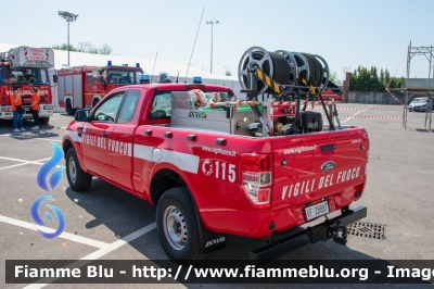 Ford Ranger IX serie
Vigili del Fuoco
Comando Provinciale di Bergamo
Distaccamento Volontario di Treviglio
Allestimento Aris
VF 28887
Parole chiave: Ford Ranger_IXserie VF28887