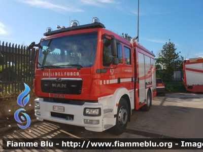 Man TGM 15.250 II serie
Vigili del Fuoco
Comando provinciale di Napoli
Allestimento BAI
VF 29320
Parole chiave: Man TGM_15.250_IIserie VF29320