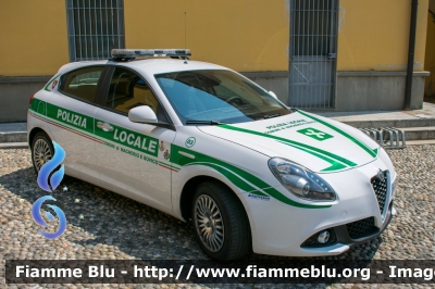 Alfa Romeo Giulietta
Polizia Locale
Comuni di Macherio e Sovico
Auto 3
Allestita Bertazzoni 
POLIZIA LOCALE YA 521 AF
Parole chiave: Alfa_Romeo Giulietta POLIZIA_LOCALE YA521AF