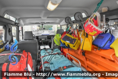 Land Rover Defender 110
AVPS Vimercate 
Allestito Mariani Fratelli
Parole chiave: Land_Rover Defender_110 Ambulanza