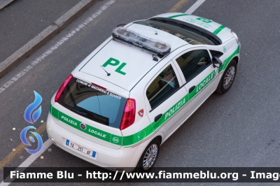 Fiat Punto VI Serie
Polizia Locale 
Comuni di Macherio e Sovico
Auto 4 
Allestita Bertazzoni
POLIZIA LOCALE YA 231 AF
Parole chiave: Fiat Punto_VISerie POLIZIALOCALEYA231AF