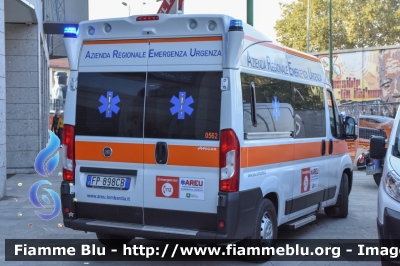 Fiat Ducato X290
AREU Lombardia
Ambulanza 0562
Allestita Aricar
Parole chiave: Fiat Ducato_X290 Ambulanza