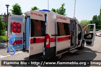 Fiat Ducato X290
Croce Rossa Italiana
Comitato Locale Area Sud Milanese
MI 13-88
Allestita Alessi e Becagli
CRI 523 AF
Parole chiave: Fiat Ducato_X290 Ambulanza CRI523AF