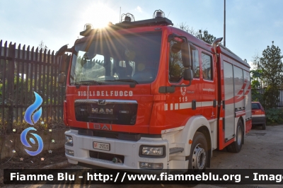 Man TGM 15.250 II Serie
Vigili del Fuoco
Comando Provinciale di Napoli
AutoPompaSerbatoio allestimento BAI
VF 29320
Parole chiave: Man TGM_15.250_IISerie