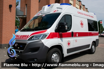 Fiat Ducato X290
Croce Rossa Italiana
Comitato Locale Area Sud Milanese
MI 13-88
Allestita Alessi e Becagli
CRI 523 AF
Parole chiave: Fiat Ducato_X290 Ambulanza CRI523AF