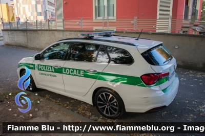 Fiat Nuova Tipo Station Wagon
Polizia Locale
Comune di Monza
Auto 11 
Allestita Ciabilli
Parole chiave: Fiat Nuova_Tipo_Station_Wagon Polizia_Locale