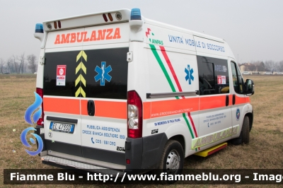 Fiat Ducato X250
Croce Bianca Boltiere
Ambulanza 2
Allestita EDM
Parole chiave: Fiat Ducato_X250 Ambulanza