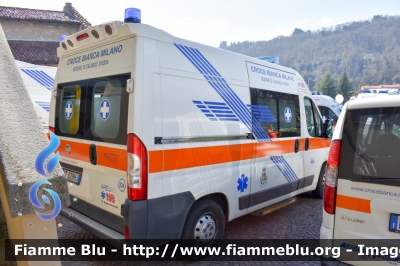 Fiat Ducato X250
Croce Bianca Milano
Sezione di Calusco d'Adda
Ambulanza 334
Allestita Mariani Fratelli
Parole chiave: Fiat Ducato_X250 Ambulanza