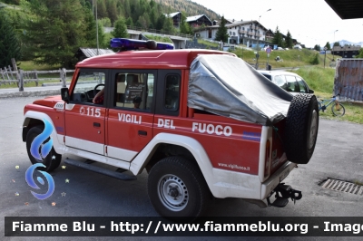 Iveco Massif
Vigili del Fuoco
Comando Provinciale di Sondrio
Distaccamento Volontario di Livigno
Allestimento Iveco-Magirus
VF 26204
Parole chiave: Iveco Massif VF26204