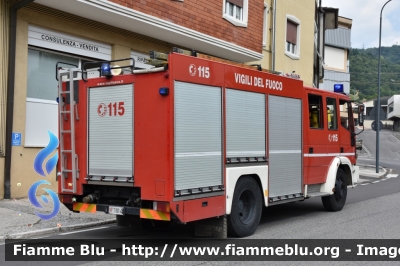 Iveco EuroFire 150E27 I serie
Vigili del Fuoco
Comando Provinciale di Brescia
AutoPompa Serbatoio allestimento Iveco-Magirus
Ricondizionato Fortini
VF 18148
Parole chiave: Iveco EuroFire_150E27_Iserie VF18148