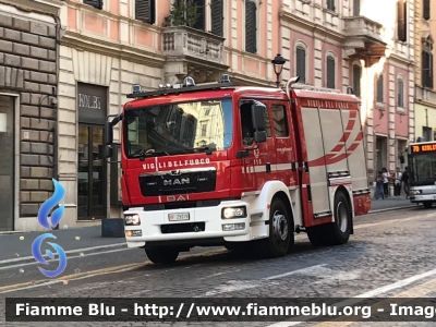 Man TGM 15.250 II serie
Vigili del Fuoco
Comando Provinciale di Roma
Via Genova
AutoPompaSerbatoio allestimento BAI
VF 29319
Parole chiave: Man TGM_15.250_IIserie VF29319