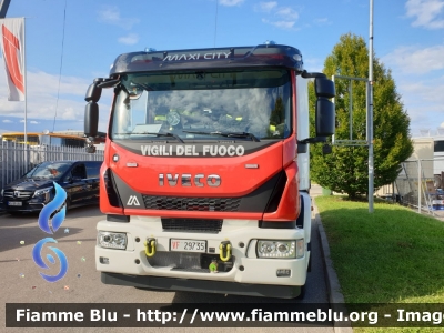 Iveco EuroCargo MaxiCity 180E30 IV serie
Vigili del Fuoco
Comando Provinciale di Monza
AutoPompaSerbatoio allestimento Magirus
VF 29735
Parole chiave: Iveco EuroCargo_MaxiCity_180E30_IVserie VF29735