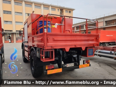 Man-Meccanica F99 4x4
Vigili del Fuoco
Comando Provinciale di Milano
Carro schiuma
VF 17421
Parole chiave: Man-Meccanica F99_4x4 VF17421