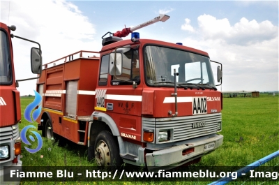 Iveco 115-17
Servizio Antincendio Aeroporto di Casale Monferrato
Ex Stabilimento Alenia Finmeccanica di Torino
AutoIdroSchiuma da 3000 litri 
di acqua e 500 litri di schiumogeno
Allestimento Silvani
Parole chiave: Iveco 115-17