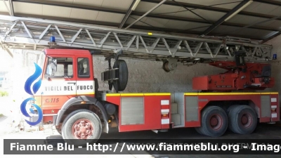 Iveco 330-35
Vigili del Fuoco
Comando Provinciale di Palermo
Distaccamento Cittadino Nord 1
AutoScala da 50 metri allestimento Iveco-Magirus
VF 16251
Parole chiave: Iveco 330-35 VF16251