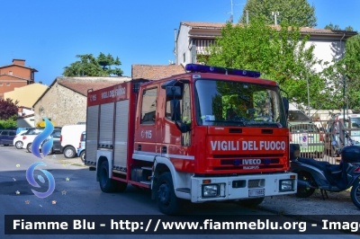 Iveco CityEuroFire 100E21 I serie
Vigili del Fuoco
Comando Provinciale di Firenze
Distaccamento Firenze Ovest
AutoPompaSerbatoio allestimento Iveco-Magirus
Ricondizionato Carrozzeria Fortini
Ex comando provinciale Rovigo
VF 19885
Parole chiave: Iveco_CityEuroFire_100E21_Iserie VigilidelFuoco Comando_Firenze Distaccamento_FirenzeOvest IvecoMagirus Carrozzeria_Fortini VF19885