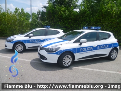 Renault Clio IV serie
Unione dei Comuni del Guilcier (OR)
Allestimento Ciabilli
POLIZIA LOCALE YA 425 AM 
POLIZIA LOCALE YA 426 AM
Parole chiave: Renault Clio_IVserie POLIZIALOCALEYA425AM POLIZIALOCALEYA426AM