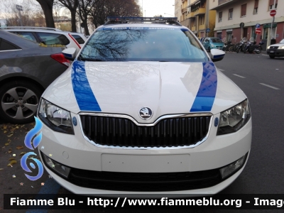 Skoda Octavia Wagon IV serie
Polizia Municipale - StadtPolizei
Merano - Meran (BZ)
Allestimento Ciabilli
POLIZIA LOCALE YA 445 AM
Parole chiave: Skoda Octavia_Wagon_IVserie POLIZIALOCALEYA445AM