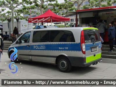 Mercedes-Benz Vito II serie
Bundesrepublik Deutschland - Germania
Landespolizei Wiesbaden
