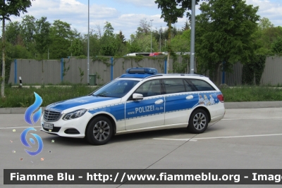 Mercedes-Benz Classe E IV serie
Bundesrepublik Deutschland - Germania
Landespolizei Rheinland-Pfalz
