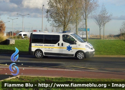 Renault Trafic III serie
France - Francia
Coulogne Ambulances Calais
Parole chiave: Ambulanza Ambulance Renault Trafic_IIIserie