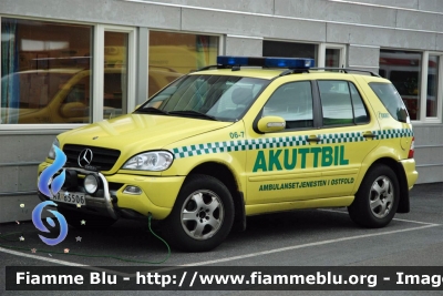 Mercedes-Benz ML
Kongeriket Norge - Kongeriket Noreg - Norvegia
Ambulanset Jenesten Østfold
