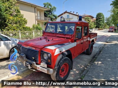 Land Rover Defender 130
Vigili del Fuoco
Comando Provinciale di Reggio Emilia
VF 22243

Parole chiave: Land-Rover Defender_130 VF22243