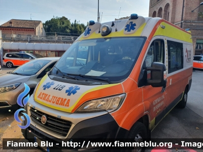 Fiat Ducato X290
118 Ferrara Soccorso
Azienda Ospedaliera Universitaria di Ferrara
Ambulanza "ECHO10"
Allestimento Orion
Parole chiave: Fiat Ducato_X290 Ambulanza