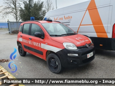 Fiat Nuova Panda 4x4 II serie
Vigili del Fuoco
Comando Provinciale di Ravenna
VF 30447
Parole chiave: Fiat Nuova_Panda_4x4_IIserie VF30447