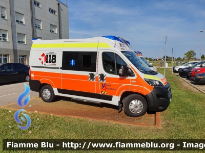 Fiat Ducato X290
Voghiera Soccorso
Ambulanza Allestita Vision
Oscar 14
Parole chiave: Fiat Ducato_X290 Amnbulanza