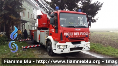 Iveco EuroFire 150E28 II serie
Vigili del Fuoco
Comando Provinciale di Brescia
AutoScala da 30 metri allestimento Iveco-Magirus
VF 22937
Parole chiave: Iveco EuroFire_150E28_IIserie VF22937