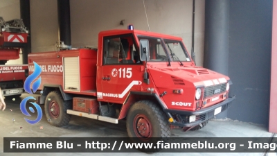 Iveco VM90 Scout 
Vigili del Fuoco
Comando Provinciale di Brescia
Antincendio Boschivo 
allestimento Iveco-Magirus
VF 21950
Parole chiave: Iveco VM90 VF21950