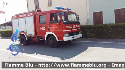 Iveco OM 79-13
Vigili del Fuoco
Comando Provinciale di Brescia
Distaccamento Volontario di Verolanuova
VF 12247

Parole chiave: Iveco OM 79-13 VF12247