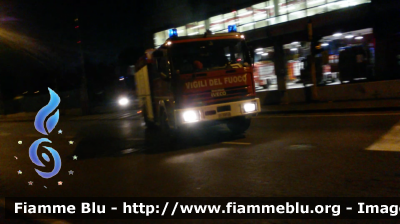 Iveco EuroFire 150E27 I serie
Vigili del Fuoco
Comando Provinciale di Brescia
AutoPompaSerbatoio allestimento Iveco-Magirus
VF18148
Parole chiave: Iveco Eurofire_150E27_Iserie VF18148