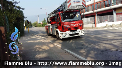 Iveco EuroFire 150E28 II serie
Vigili del Fuoco
Comando Provinciale di Brescia
AutoScala da 30 metri allestimento Iveco-Magirus
VF 22937
Parole chiave: Iveco EuroFire_150E28_IIserie VF22937