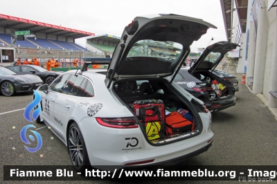 Porsche Panamera
France - Francia
Circuit des 24 Heures Le Mans 
