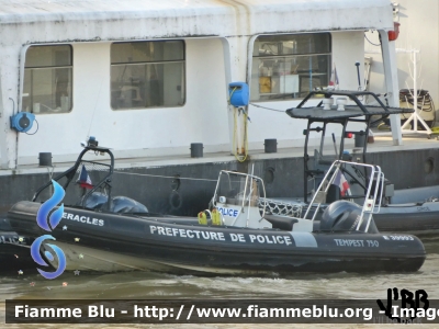 Gommone
France - Francia
Prefecture De Police
