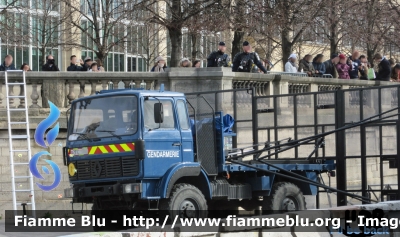 Renault E160 Midliner
France - Francia
Gendarmerie
