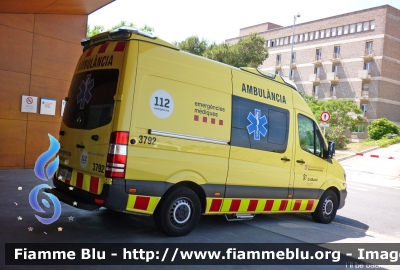 Mercedes-Benz Sprinter III serie restyle
España - Spagna
CatSalud Emergencias Médicas
Generalità de Catalunya
Parole chiave: Mercedes-Benz Sprinter_IIIserie_restyle Ambulanza