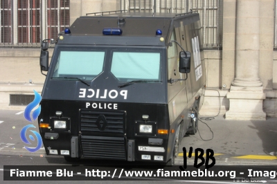 Renault ?
France - Francia
Police Nationale 
Brigade de recherche et d'intervention
