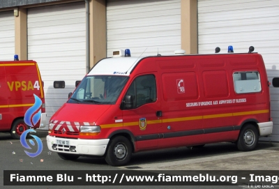 Renault Master II serie
Francia - France
Sapeur Pompiers SDIS 72 Sarthe
Parole chiave: Ambulanza Renault Master_IIserie